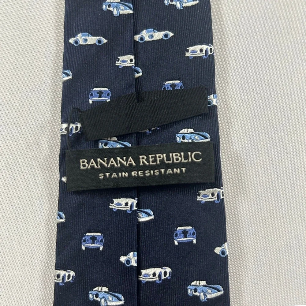 Banana Republic Necktie Mens Navy Blue Silk Vintage Sports Car Print Tie 62x3